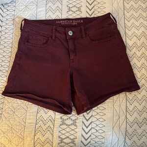 AMERICAN EAGLE OUTFITTERS- Super Stretch Midi Denim Jean Shorts Maroon Size 10